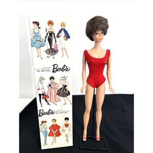 Mattel Barbie Brunette Bubblecut 1962 Stock No 850 Original Box Stand